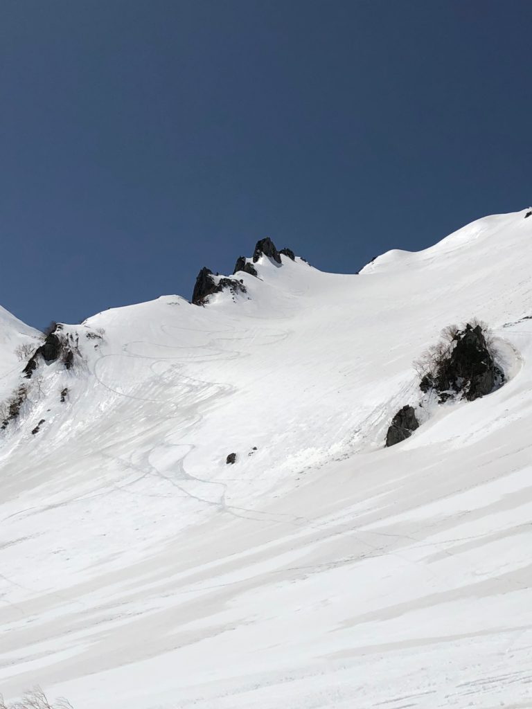 立山BC 鬼岳 東斜面 滑走ライン