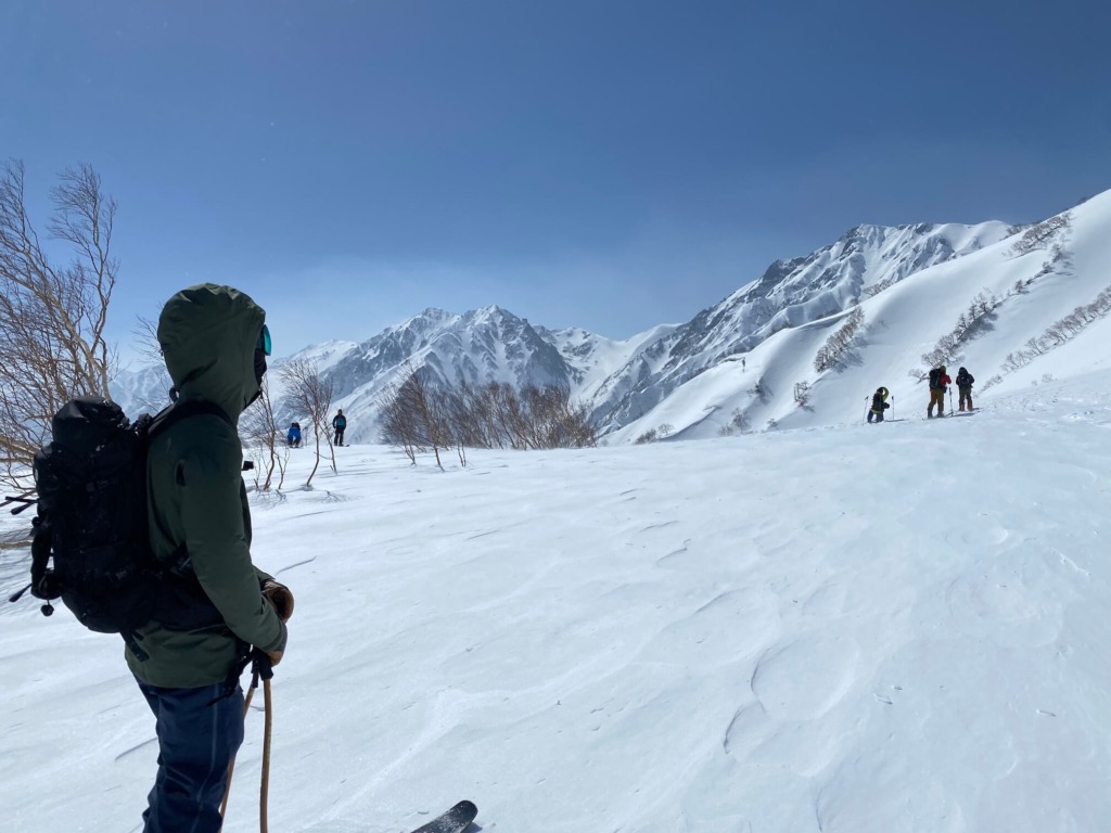 白馬乗鞍岳BC 金山沢 標高2300m ドロップ地点